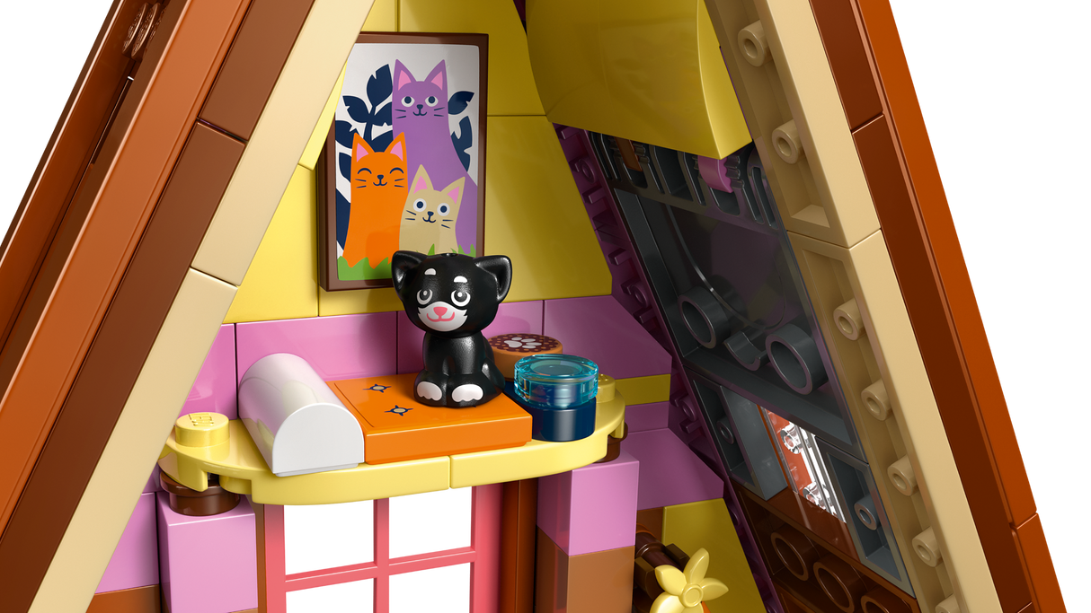 LEGO Friends Nature Glamping Cabin 42682L