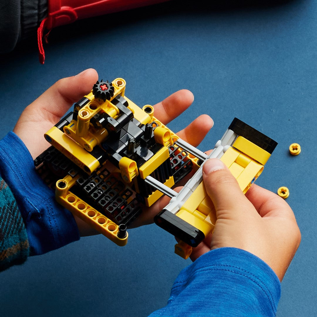 LEGO Technic Heavy-Duty Bulldozer 42163L