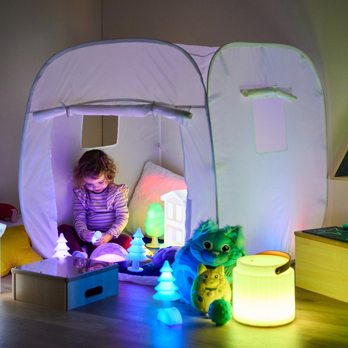 TTS Mini Pop-Up Sensory Pod White SS47605B
