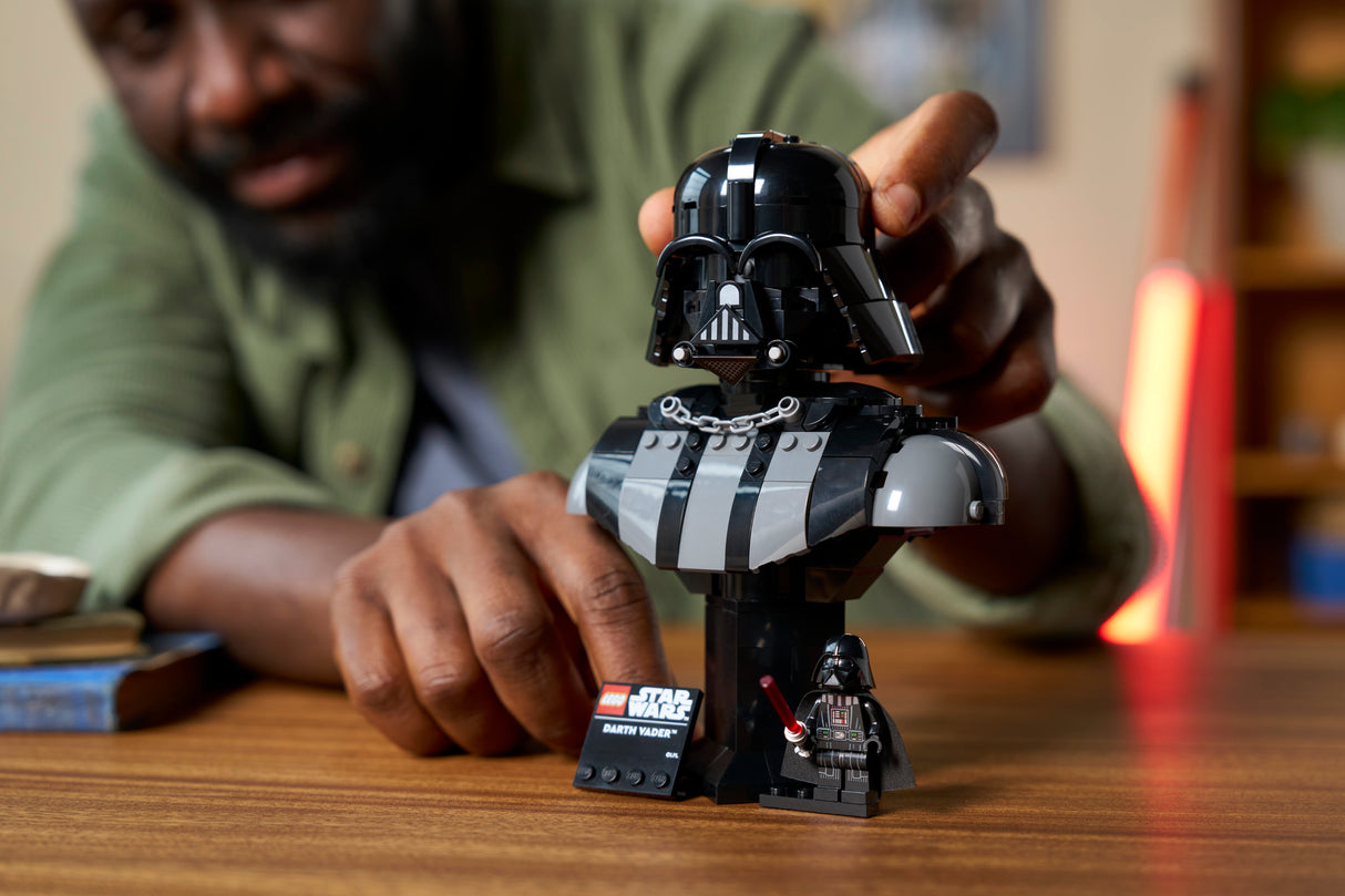 LEGO Star Wars Darth Vader Bust 75439L